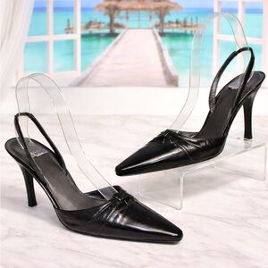 $398 Stuart Weitzman Black Pointed Slingback Heels
